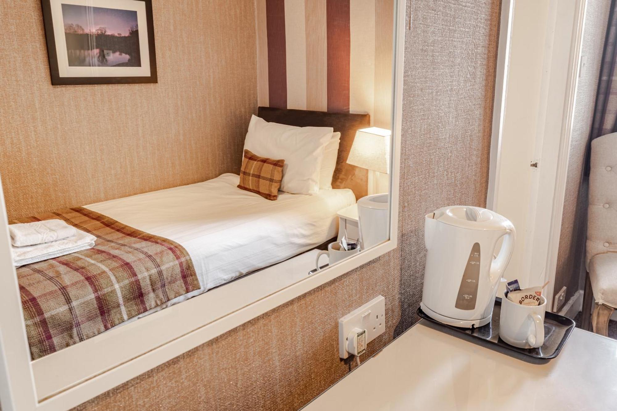The Sun Hotel Warkworth Bilik gambar